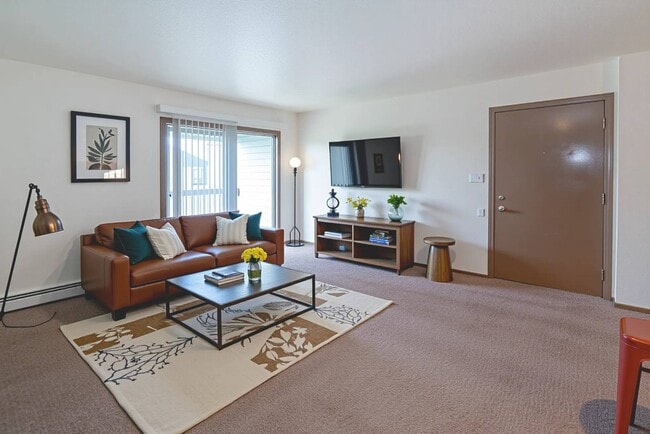 Hornbrook Estates Apartments