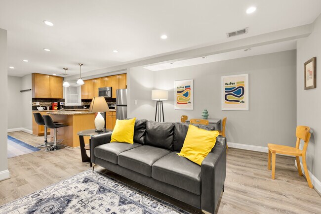 Photo - 2331 1st St NW Apartamentos Unidad B