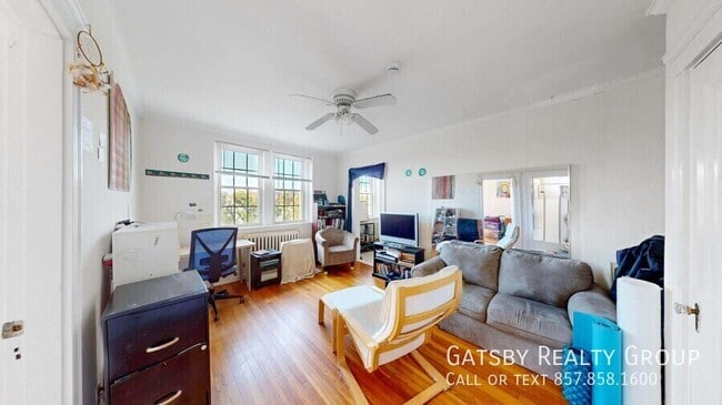 Building Photo - 17 Governors Ave Unit 2R
