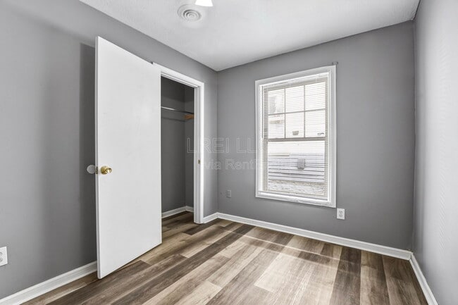 Photo - 2931 Virginia Ave