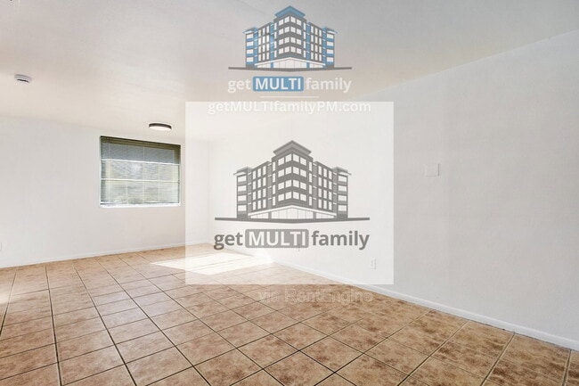 Photo - 1402 W Mercer Ln Unit 1
