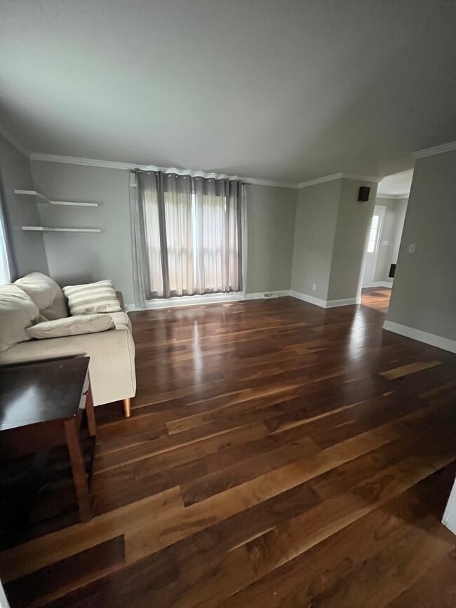 Photo - 836 Augusta Ave