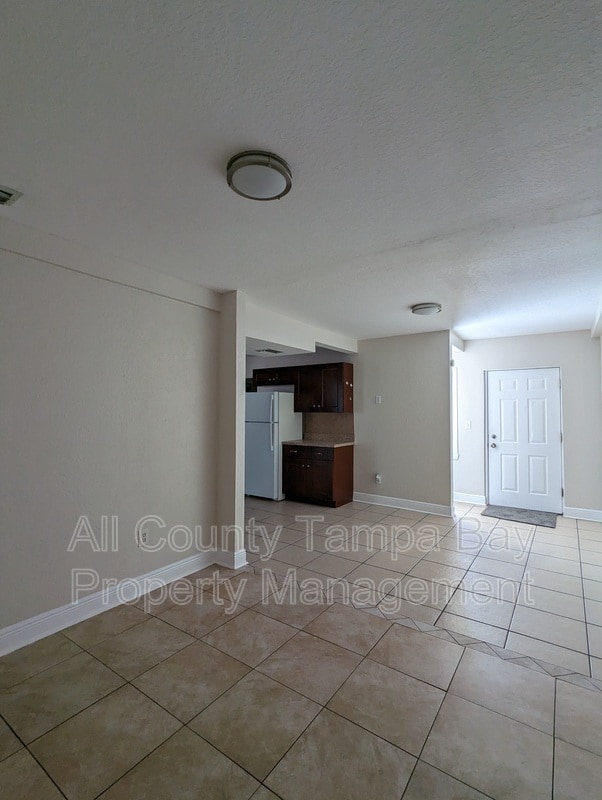 1102 21st St S