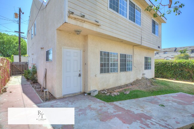 Welcome to this beautifully renovated home... - Welcome to this beautifully renovated home...