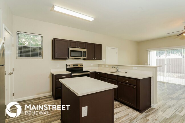 Photo - 11954 W Belmont Dr