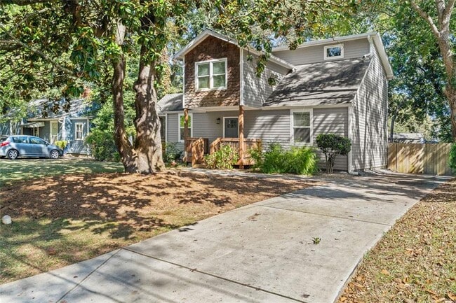 Photo - 1552 Belmont Ave SW