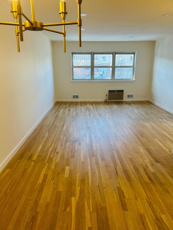 Photo - 2731 E 65th St Unidad 1