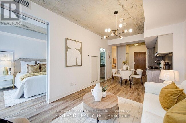 Photo - 30 Baseball Pl Unit 907