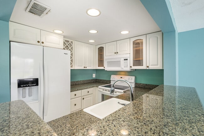 Photo - 171 N Atlantic Ave