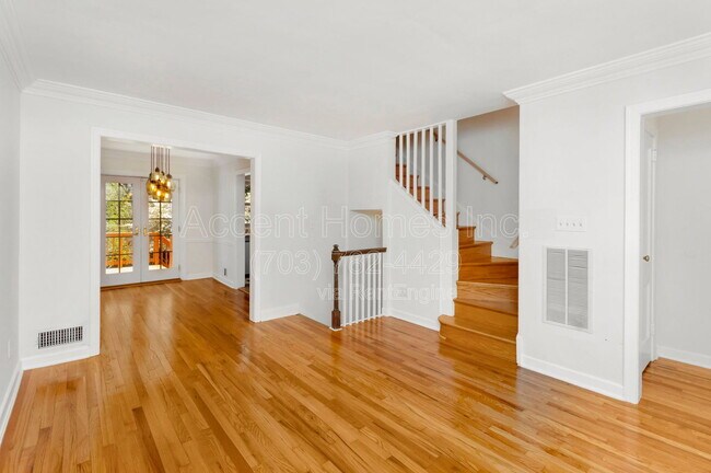 Photo - 712 S Alfred St