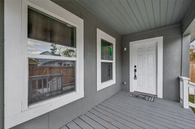 Photo - 4309 Beggs St