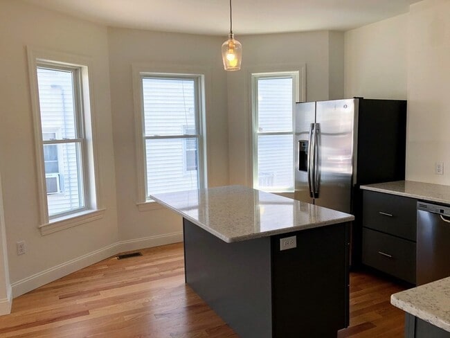 10-12 Wolcott St Unit 1