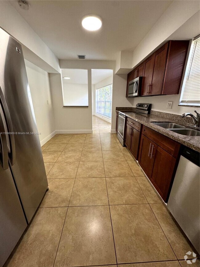 Building Photo - 12950 NE Miami Ct Rental