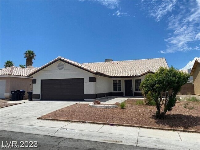 Photo - 3841 Blairmoor St