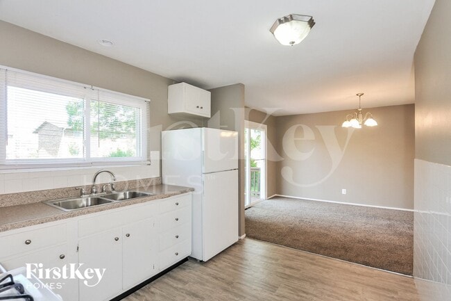 Photo - 925 Chula Dr