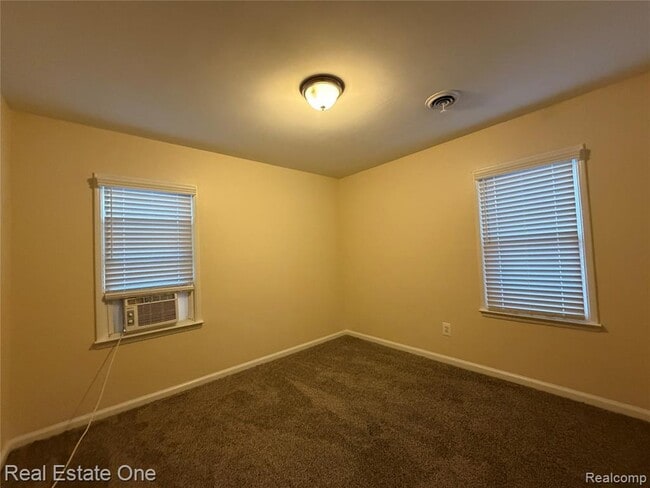 Photo - 524 Manatee Ave