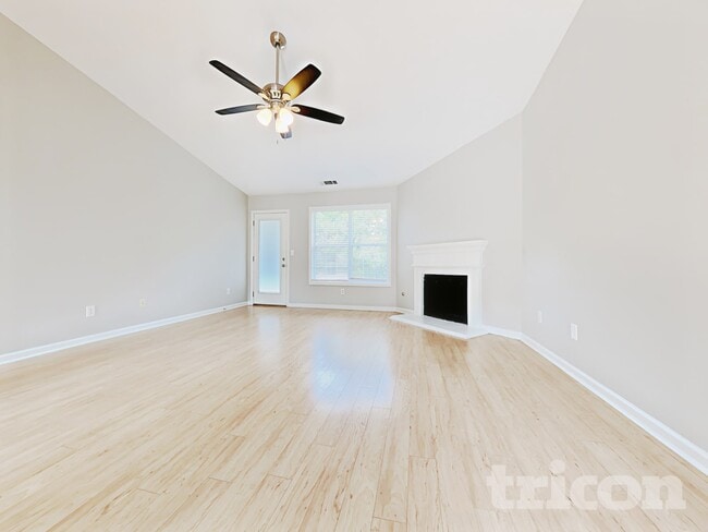 Photo - 2570 Harbins Mill Dr