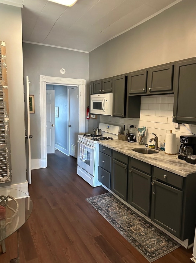 Photo - 24 N Cooper St