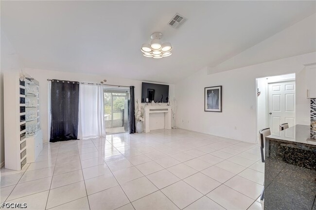 Photo - 1414 Louis Ave