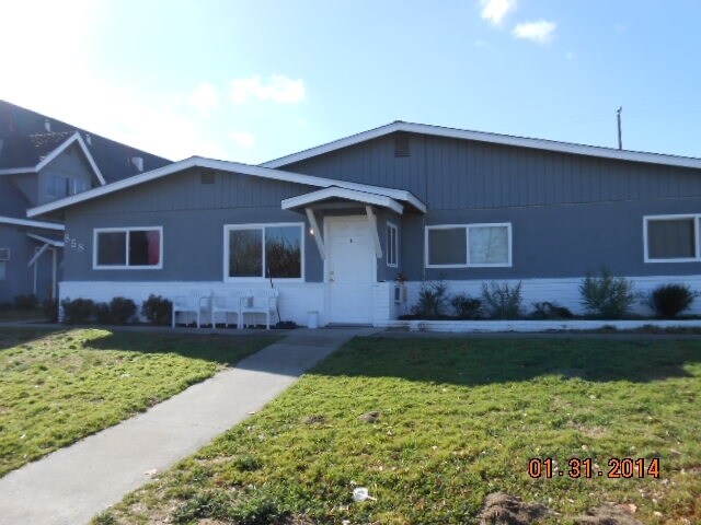 Photo - Eight Fifty-Eight Broadway