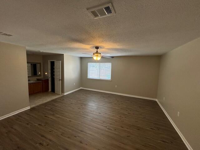 Photo - 199 Country Club Rd