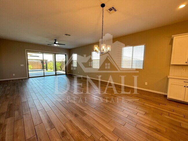 Photo - 4443 N 201st Ave