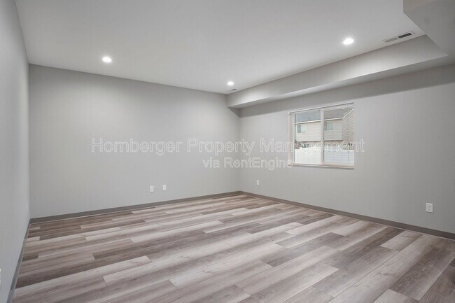 Photo - 1603 N Manifold Ln