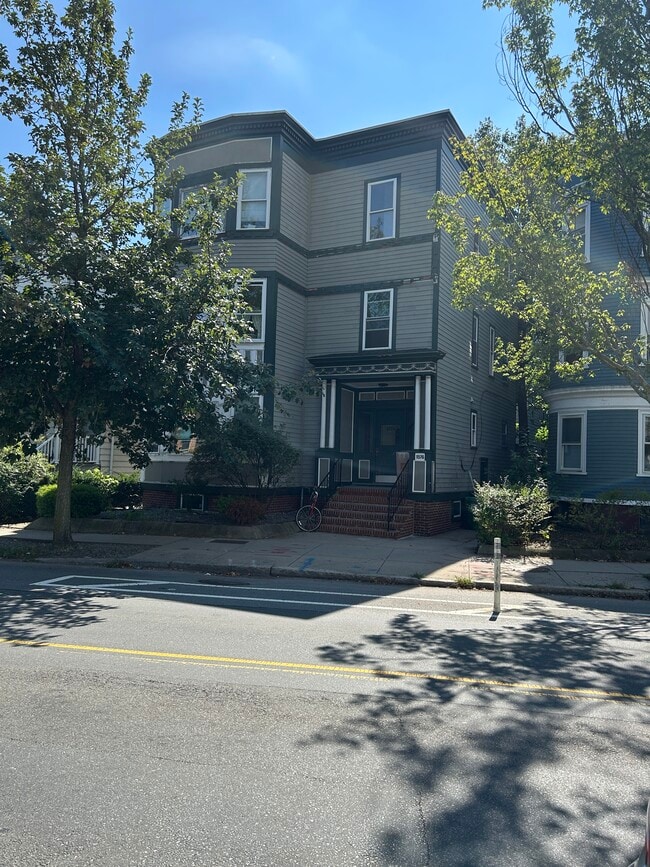 Photo - 1576 Cambridge St Unidad 1F