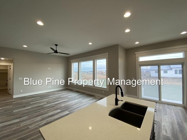 Photo - 3840 N Ventura Ave