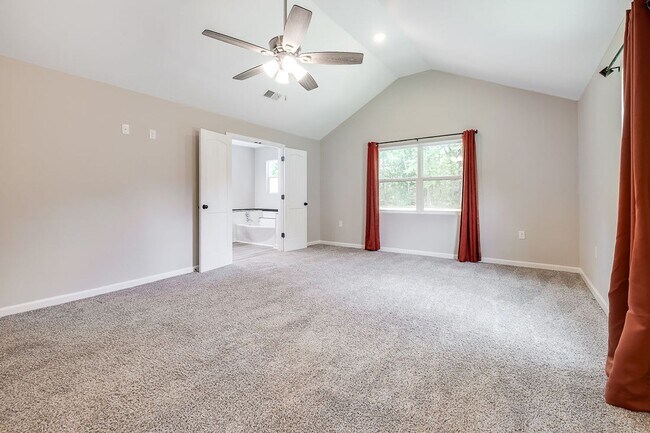 Photo - Freshly Painted 4 Bed Home on Huge Lot wit...