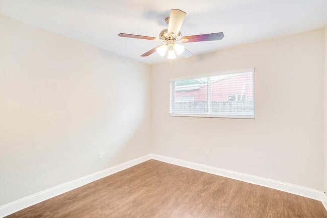 Photo - 7421 Normandy St