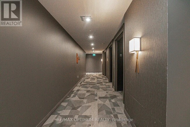Photo - 15 Wellington St S Unit 603