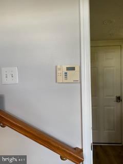 Photo - 1531 Oakley Ln