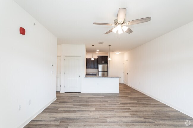 2HAB, 2BA - 1128 ft² - Sala de estar - Holly Oaks