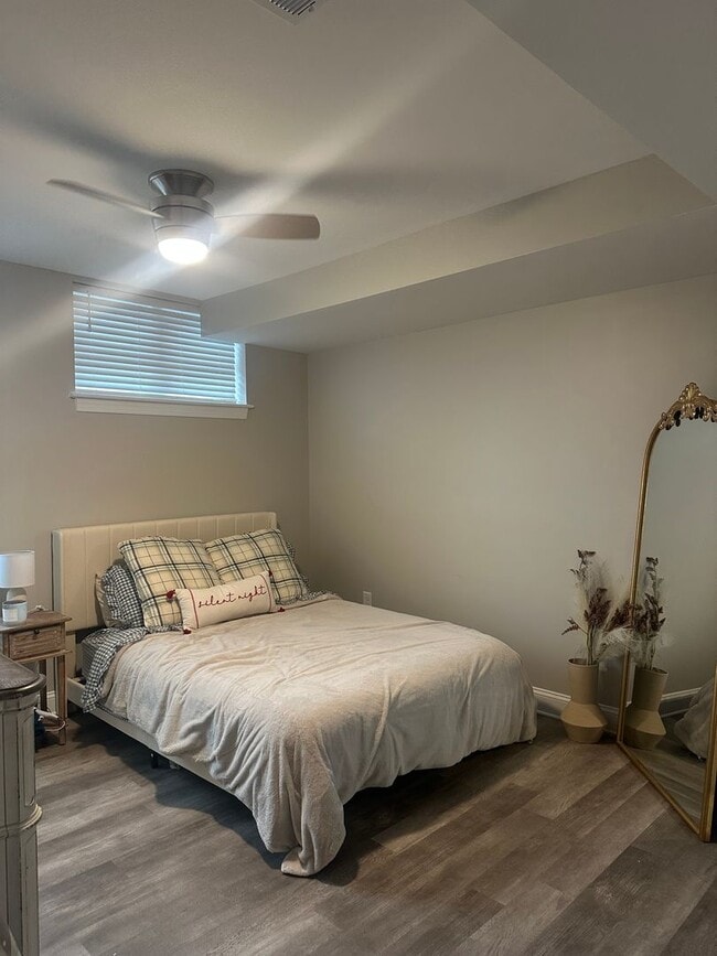 Photo - Newly Renovated 1-Bedroom Apartment on Elm Street – Walk to Carilion & Downtown! Unidad L1