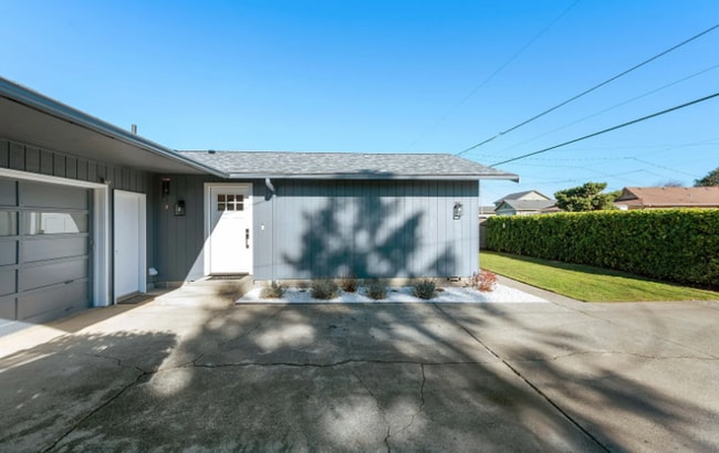 Photo - 1110 Fenwick St