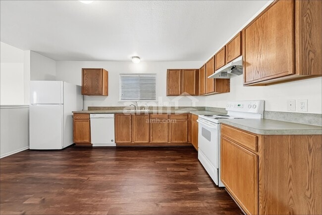 Photo - 617 Overton Dr