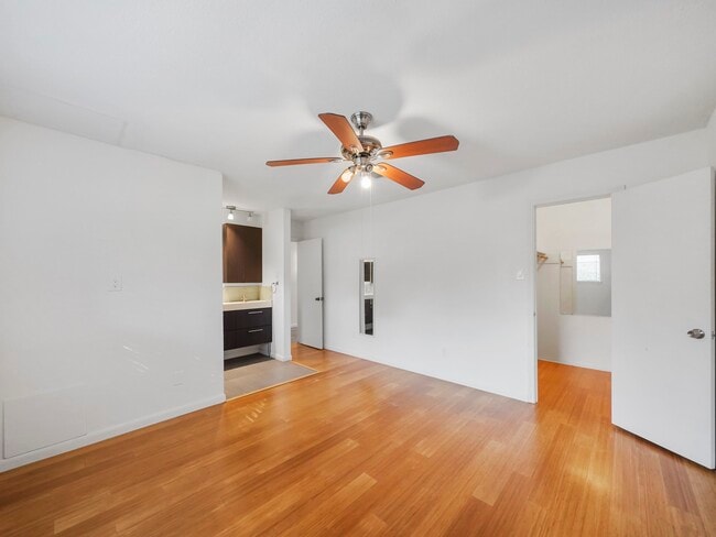 Photo - 1223 Bramblebury Dr