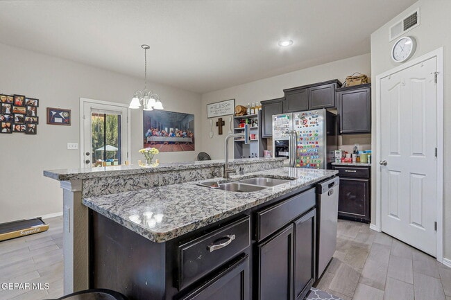 Photo - 14805 Ava Leigh