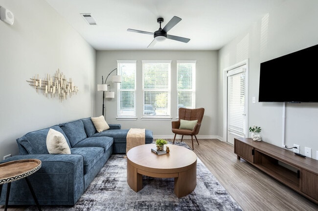 Photo - 110 Addison Rd Apartamento Unidad ID1223268P