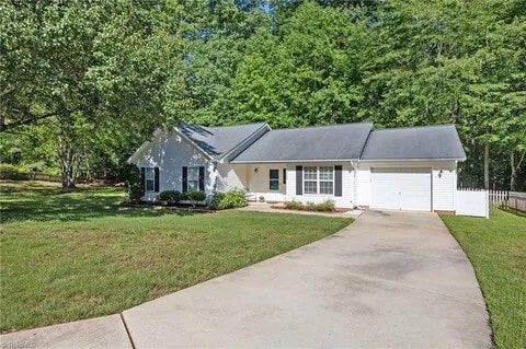 Photo - 7406 Merry Oaks Ct Casa