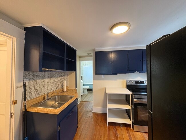 Building Photo - 38 East St Unit 2