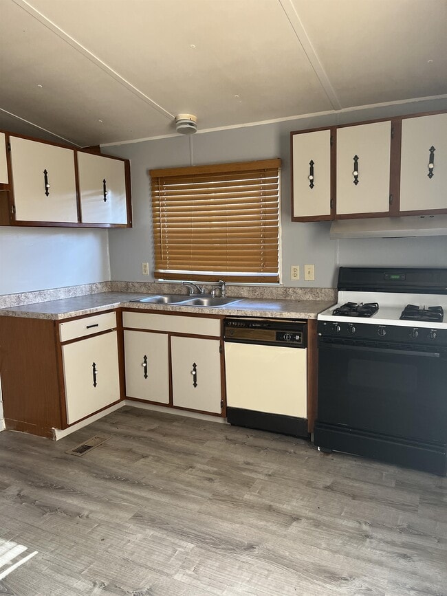 Photo - 16552 County Rd 1560