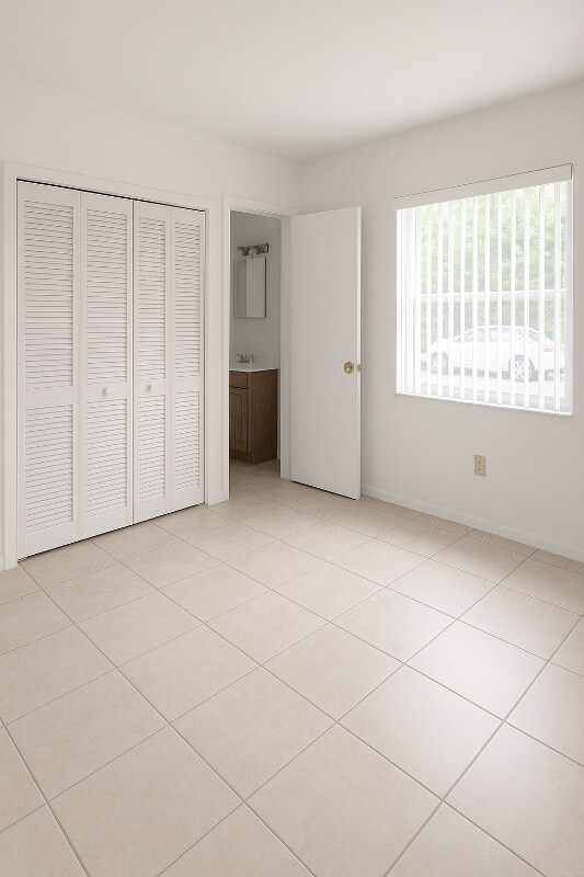 Photo - 411 Banana Unit B