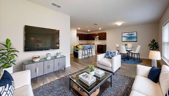 Photo - 9 Uniondale Pl Unit A