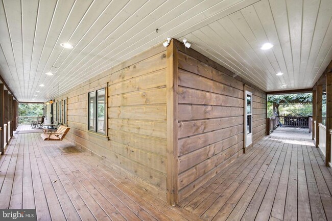 Photo - 8535 Acoustic Ln