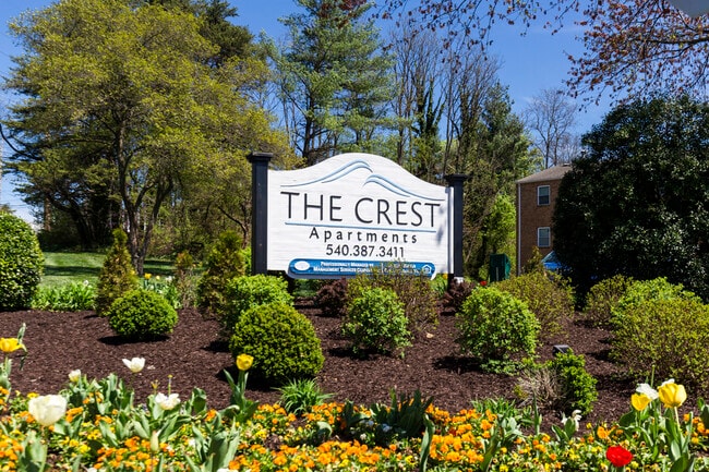 The Crest Apartments