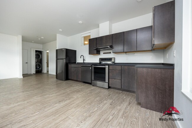 Building Photo - 4647 SE 40th Ave