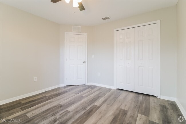 Building Photo - 3413 22nd St W Rental