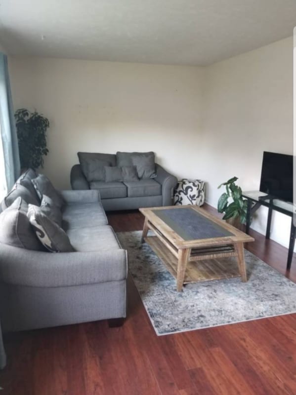 Photo - 600 Acreview Dr